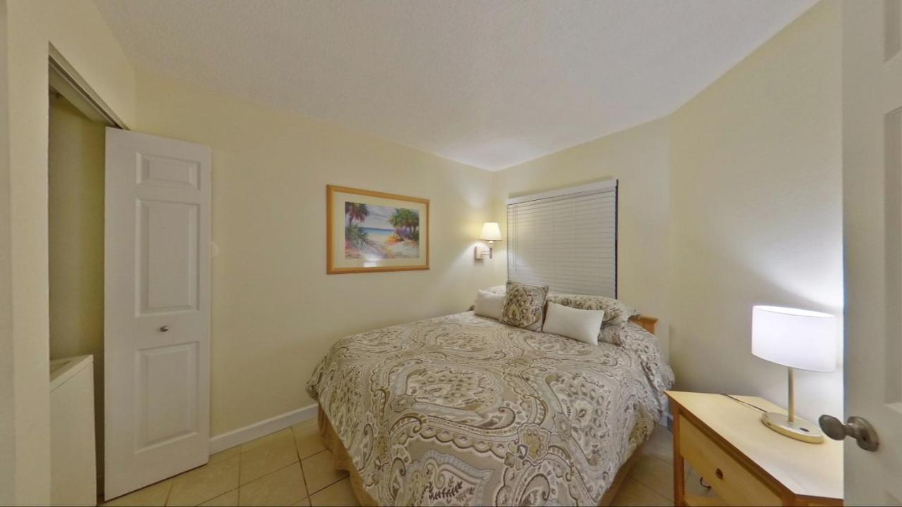 Vistas On The Gulf By Travel Resort Services St. Pete Beach Exterior photo